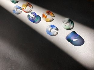 Nico glass and yarn作品