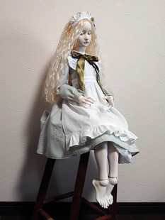 「庭園のお世話係」千代狛