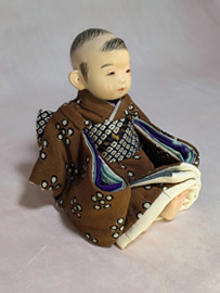 「6号クタちゃん人形 (着物着用)男の子 置き上げ彫刻髪」藤村光環