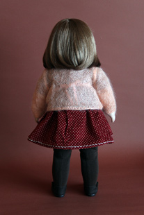 「赤いワンピースの女の子」長谷川裕子