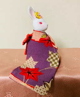 「晴着うさぎ」太田庸子