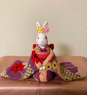 「晴着うさぎ」太田庸子