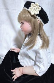 「ベレー帽を被った女の子」Sachie