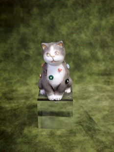 「ボタン猫・C」高橋操