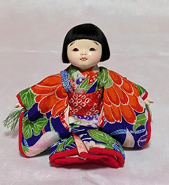 「4号市松人形B(着物着用)」山崎明咲